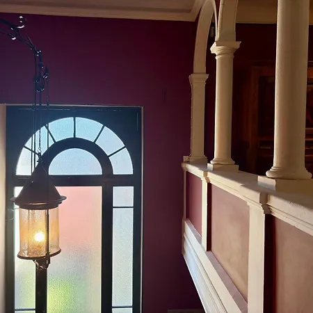 Nocleg ze śniadaniem Villa Magdala-Chambre D'Hote-Suite Hyères