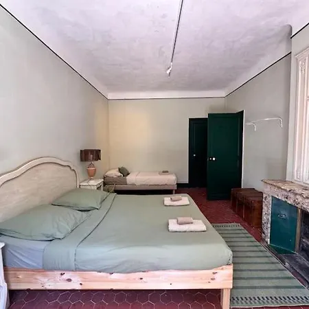 Villa Magdala-Chambre D'Hote-Suite Bed & Breakfast Hyères